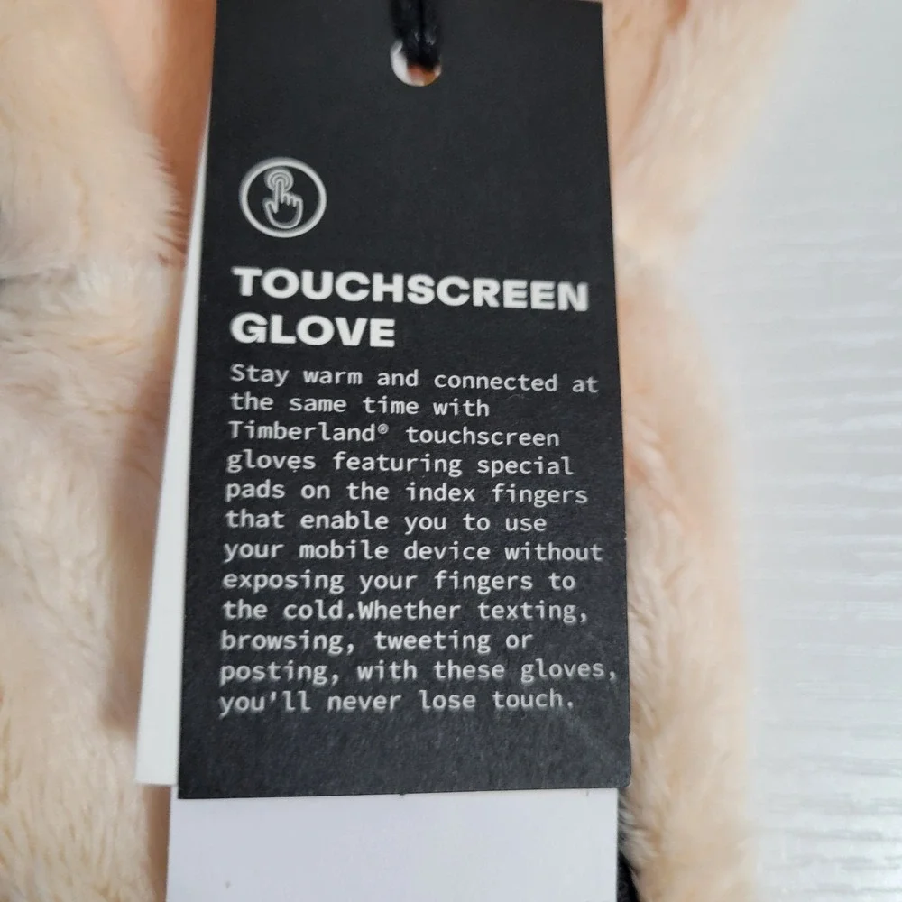Timberland Touchscreen Women's Gloves Size L/XL NEW NWT Ivory 1863